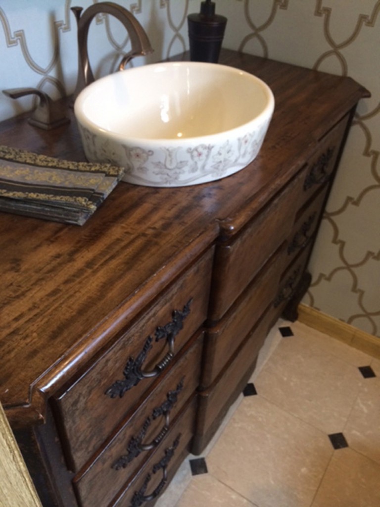 Retrofit Sink Chest French style